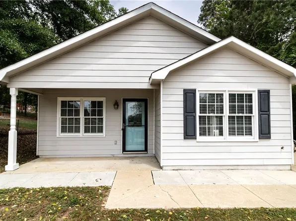 476 Lee Road 520, Phenix City, AL 36870
