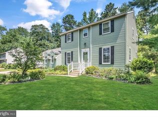 4 N Lakeside Dr W, Medford, NJ 08055