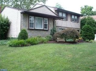 444 Arbor Rd, Cinnaminson, NJ 08077