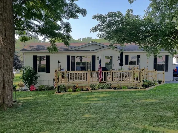 21 Bloomdale Mobile Home Park, Bloomfield, NY 14469