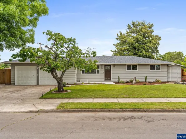 1865 NW 17th St, Corvallis, OR 97330