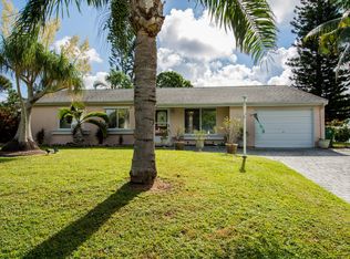 1298 SE Rickenbacker Ter, Port Saint Lucie, FL 34952