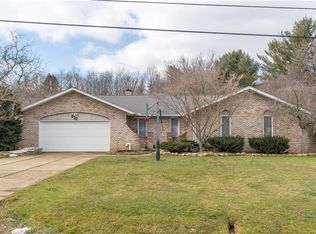 822 Skyside Dr, Clinton, OH 44216