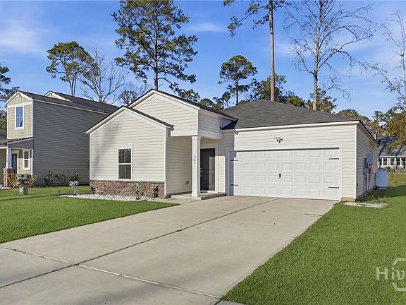 3rd image of 305 Lillian Street