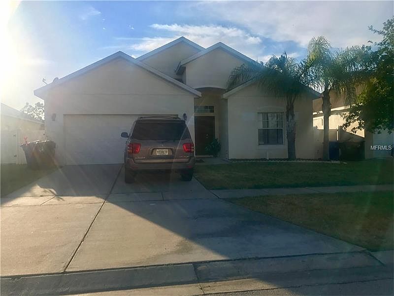 1st image of 607 Hacienda Cir