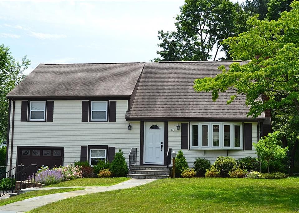 1st image of 40 Burdsall Dr