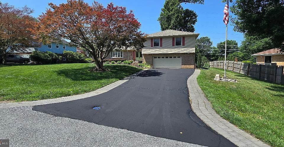 1st image of 17616 Prince David Dr
