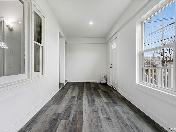 5th image of 610 Ontario St
