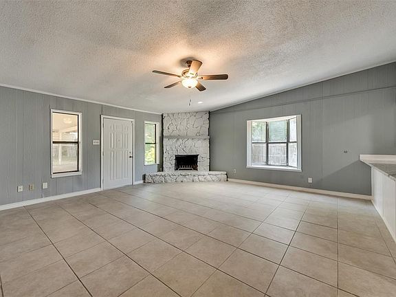 2nd image of 5617 Hensley Dr