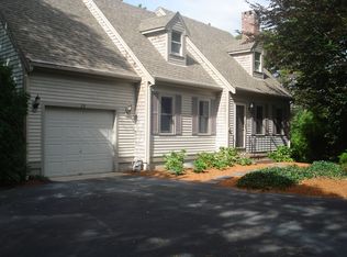 28 Tradewind Dr, Mashpee, MA 02649