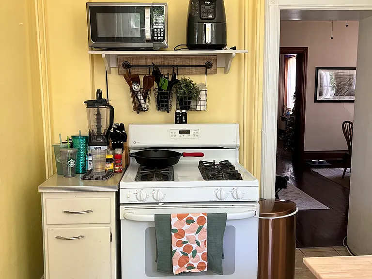 614 W Broad St #1 — Photo 2