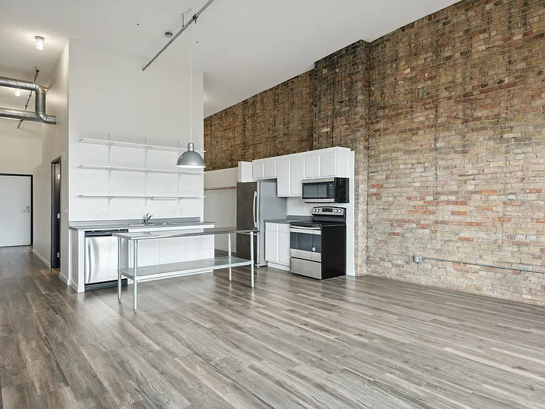 Gaar Scott Historic Lofts — Photo 7