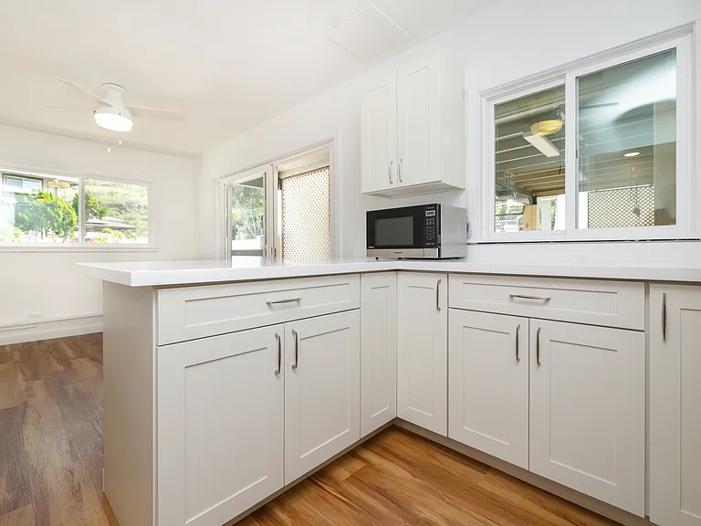 1277 Kuuna St #B — Photo 6