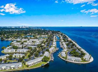 5245 Coquina Key Dr SE APT A, Saint Petersburg, FL 33705