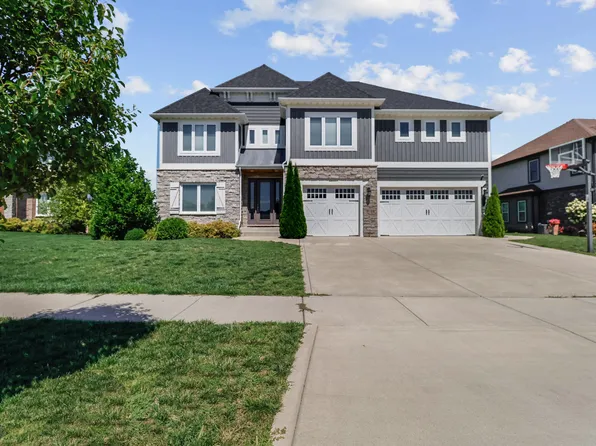 9108 Zinnia Dr, Saint John, IN 46373