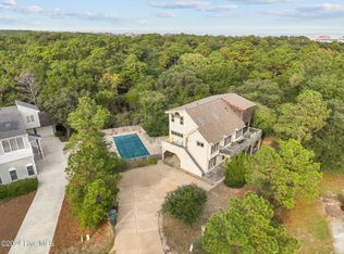 173 Happy Indian Ln, Southern Shores, NC 27949