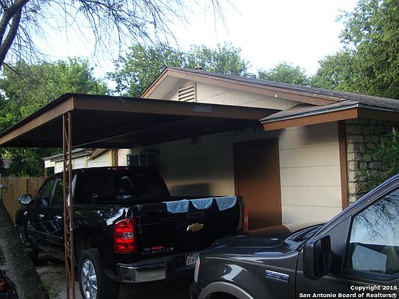 2nd image of 4846 Castle Pine Dr