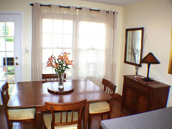 5th image of 5264 Parkcrest Ln