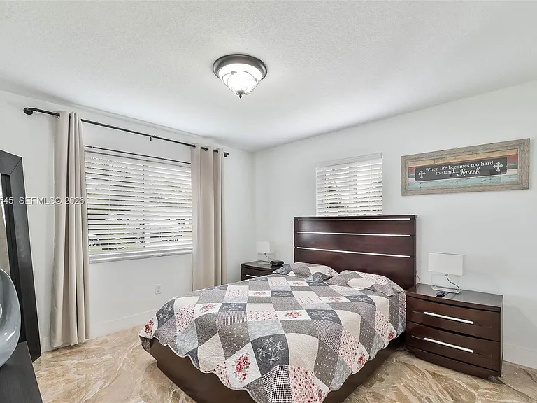17420 SW 84th Ct — Photo 18