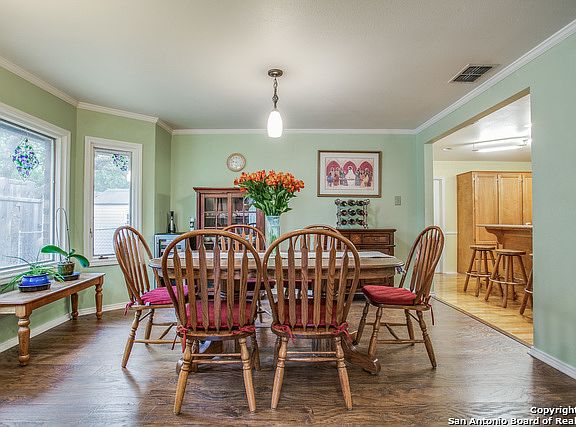 4th image of 3900 Beckwood Dr