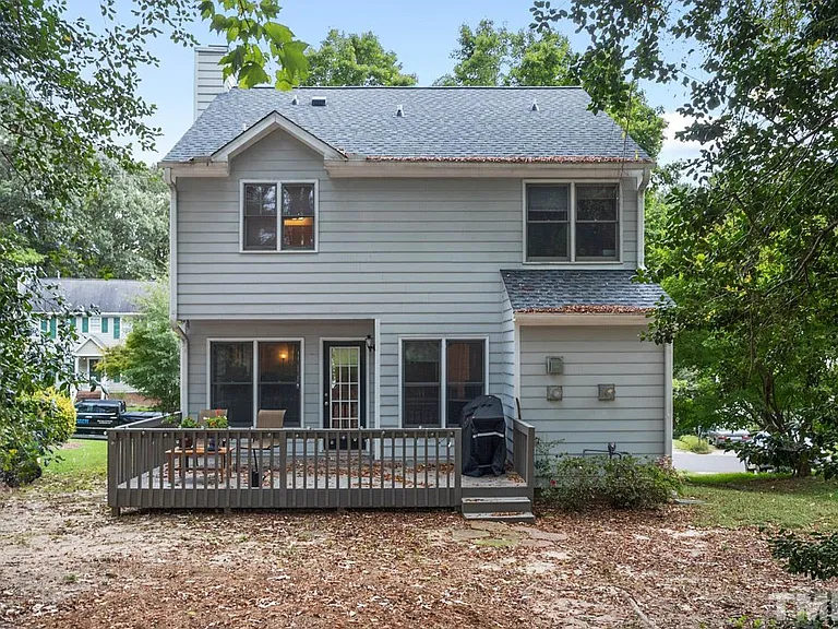 1725 Kingston Heath Way — Photo 9