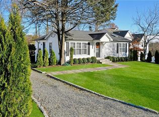 16 Wakenor Rd, Westport, CT 06880