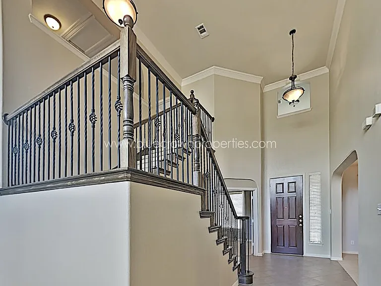 1917 Lawnview Dr — Photo 22