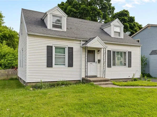 224 Wildwood Dr, Rochester, NY 14616