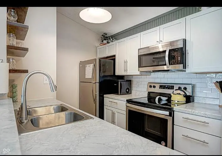 4391 Village Parkway Cir W #5 — Photo 9
