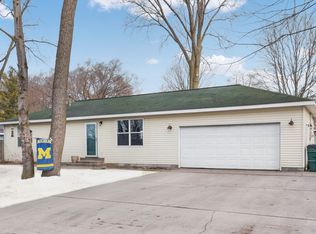 212 Casenelli Ave, Muskegon, MI 49445