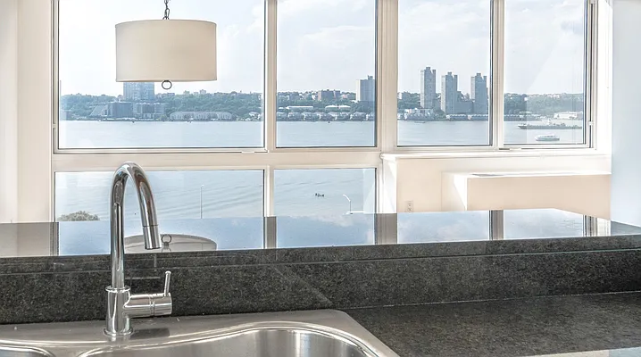 Rented by Keller Williams NYC | media 9