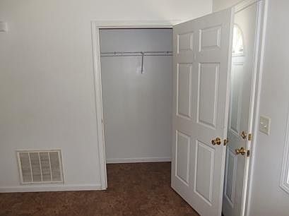4th image of 417 E College St APT C