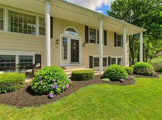 35 Riverview Ave, Methuen, MA 01844