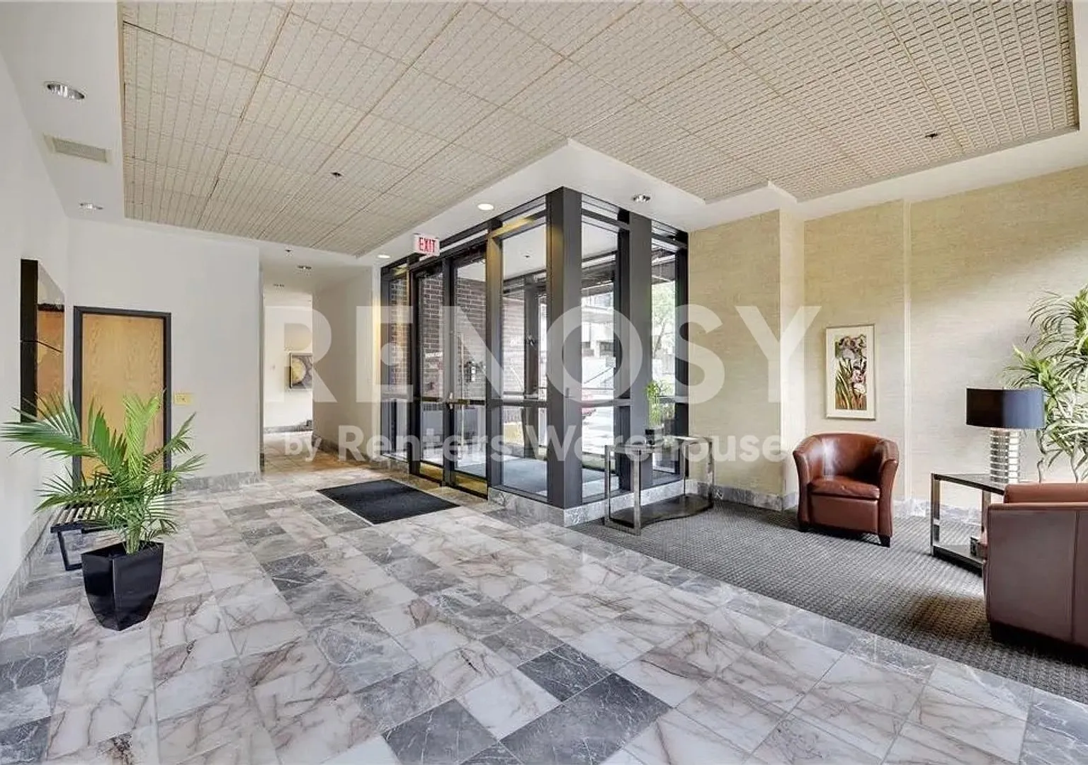 2BD/2BA In St Paul Available Now! — Photo 3