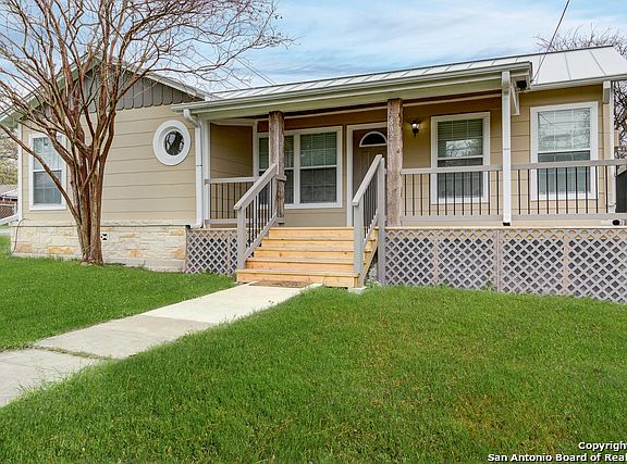 2nd image of 802 W Norwood Ct