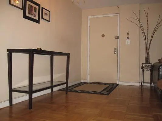 Sold by Fillmore | media 3