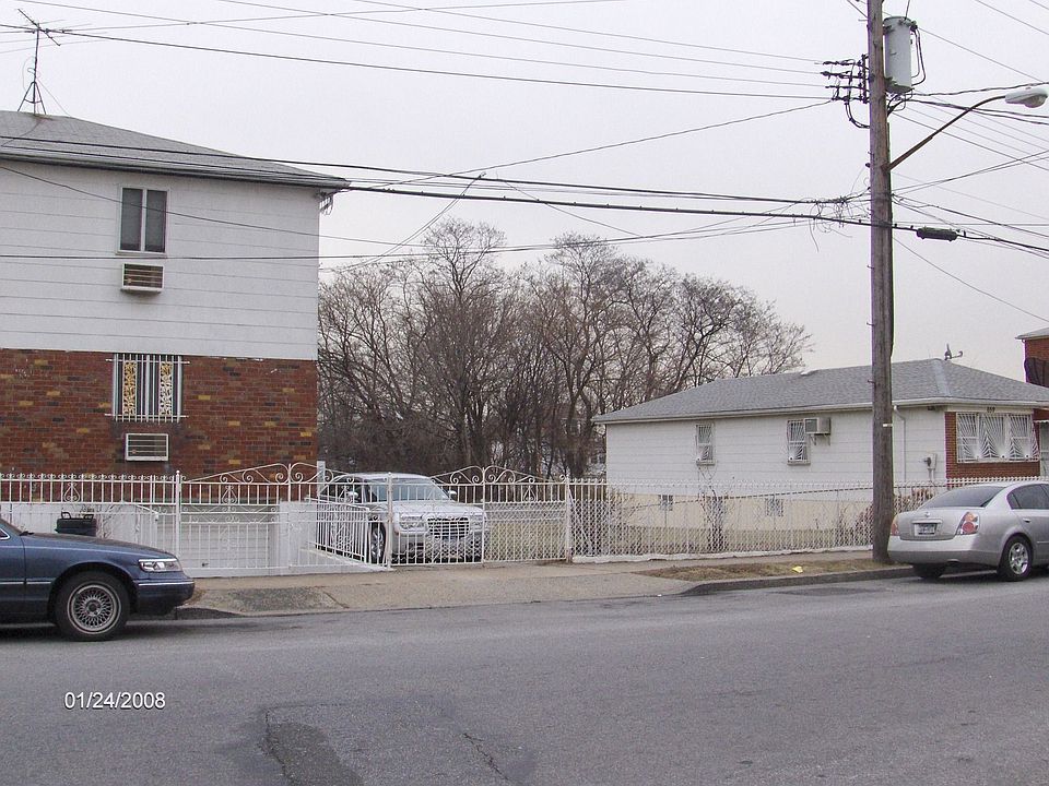 2nd image of 1510 Sutter Ave