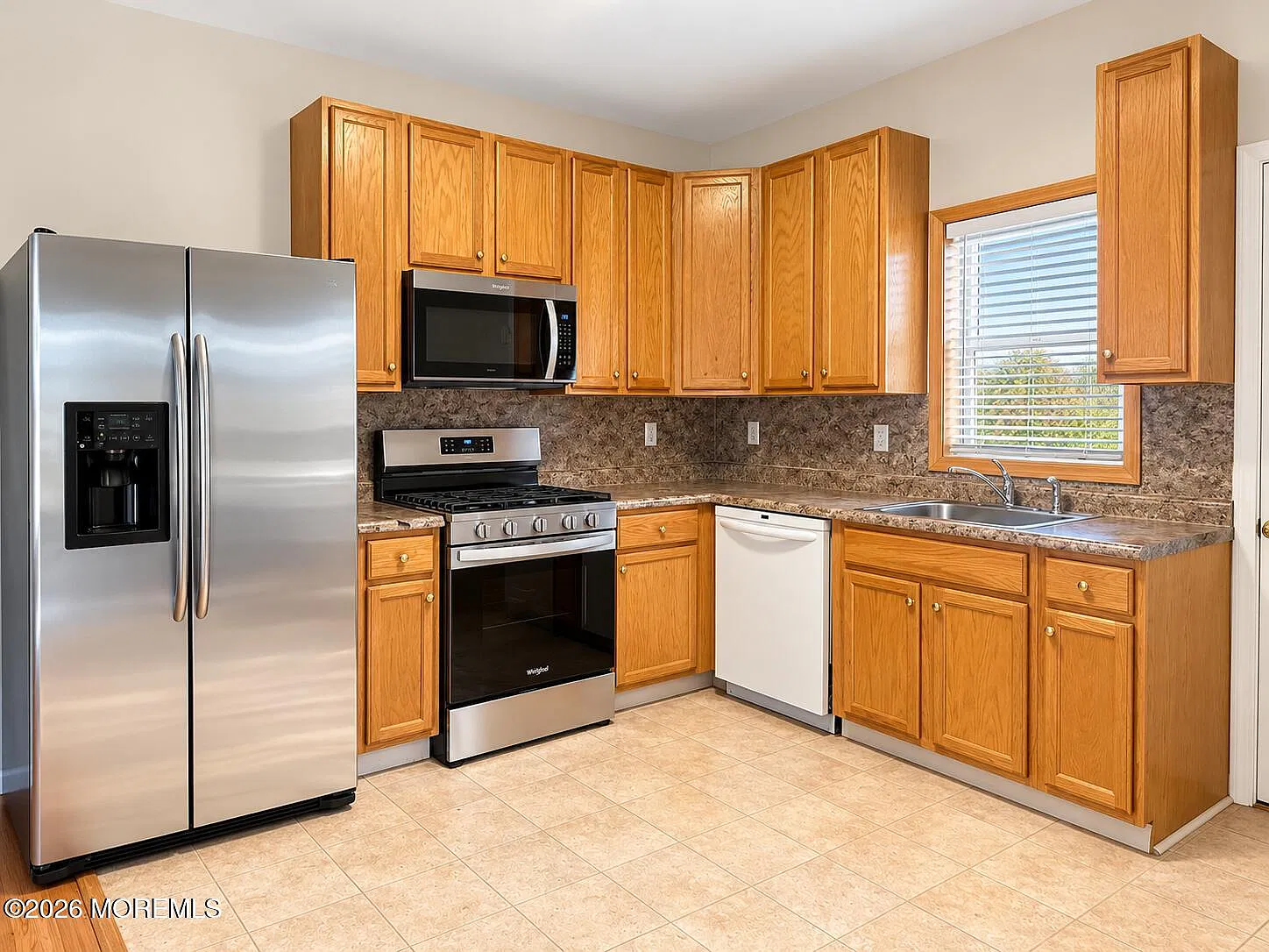 2 bed, $2,800 — Photo 3