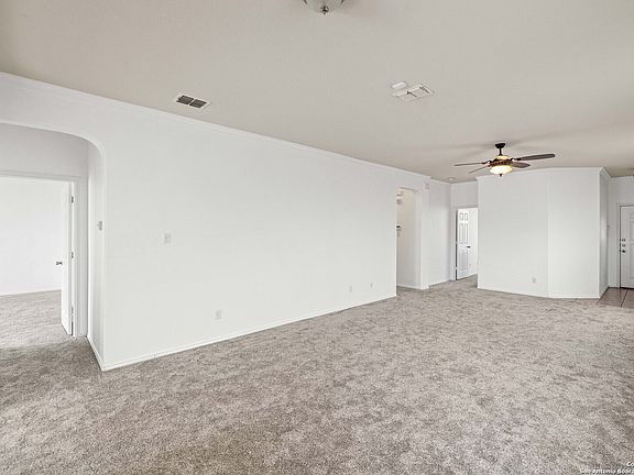 4th image of 3830 TEXAS HAWTHORN