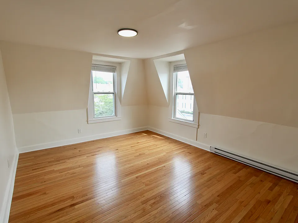 111 Washington St #6