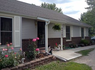 27107 E 283rd St, Harrisonville, MO 64701