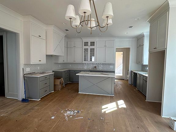 5th image of 133 Water St