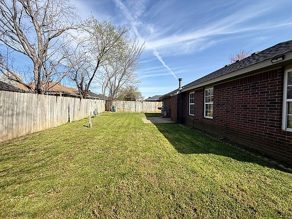 2nd image of 2662 Cider Ave