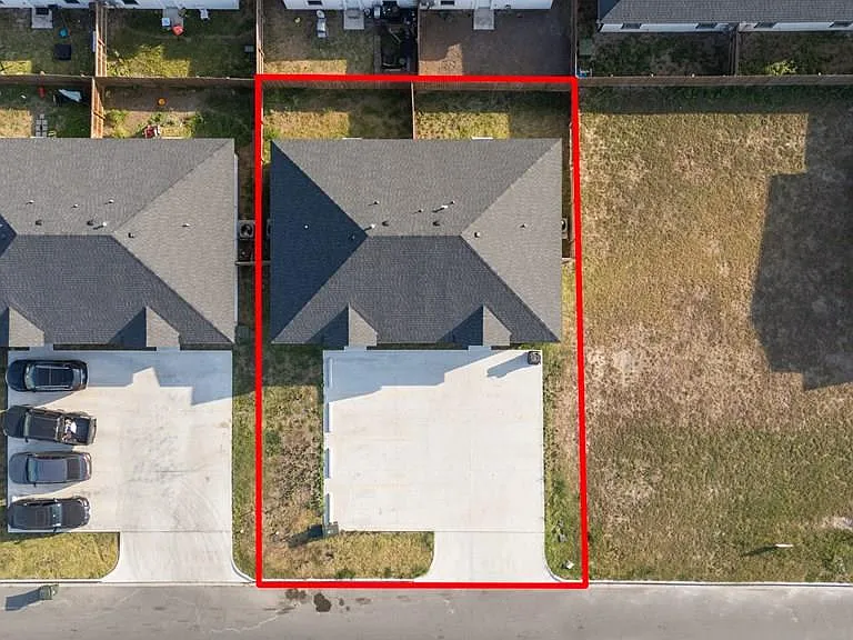 2425 N Valley Cir #A — Photo 3