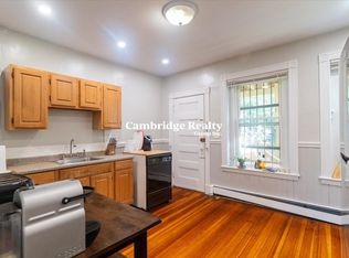 862 Huntington Ave #2T, Boston, MA 02115