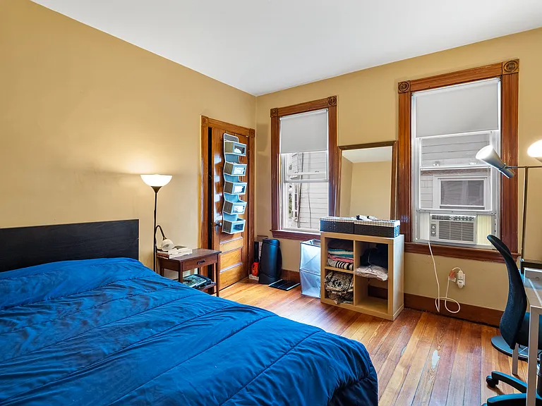 54 Chester Ave #2 — Photo 18
