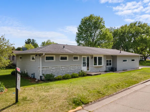 505 Walker St, Mazomanie, WI 53560