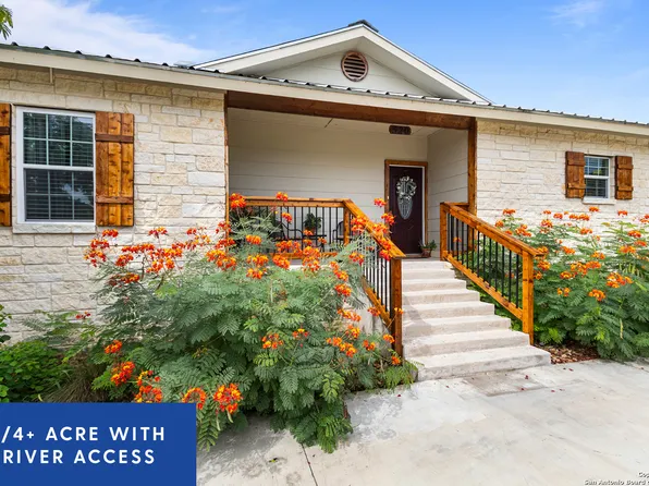 520 Enchanted River, Bandera, TX 78003