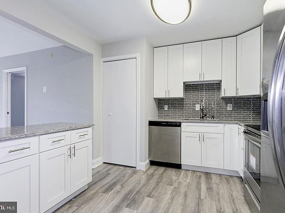 3rd image of 7420 Westlake Ter APT 312