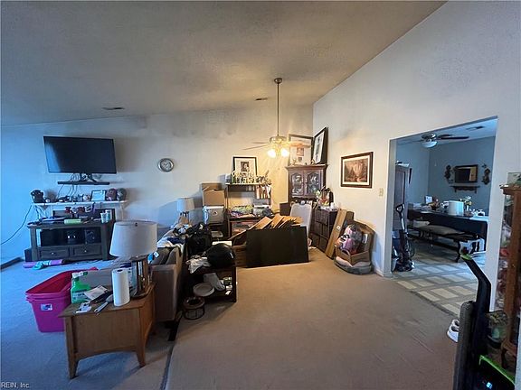 4th image of 3228 Woodbaugh Dr